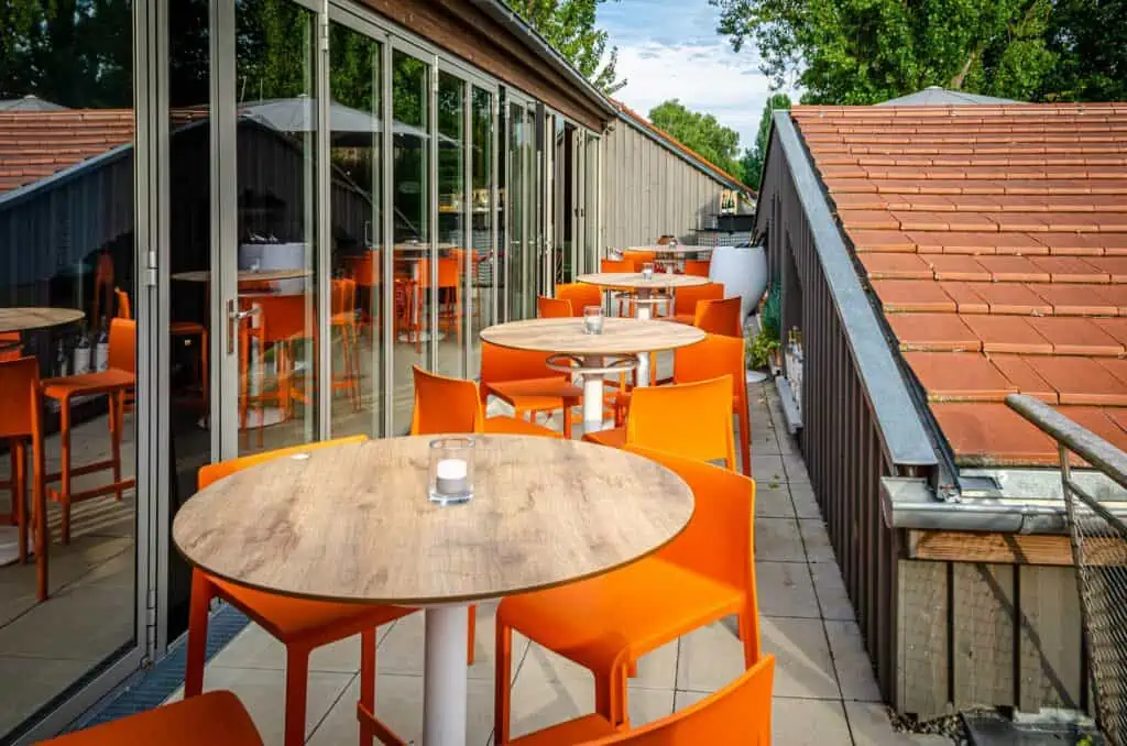 Keller Werft Überlingen Gastronomie, Terrasse GAD_2126 Verbessert RR Keller Werft Überlingen Gastronomie, Terrasse GAD_2126 Verbessert RR